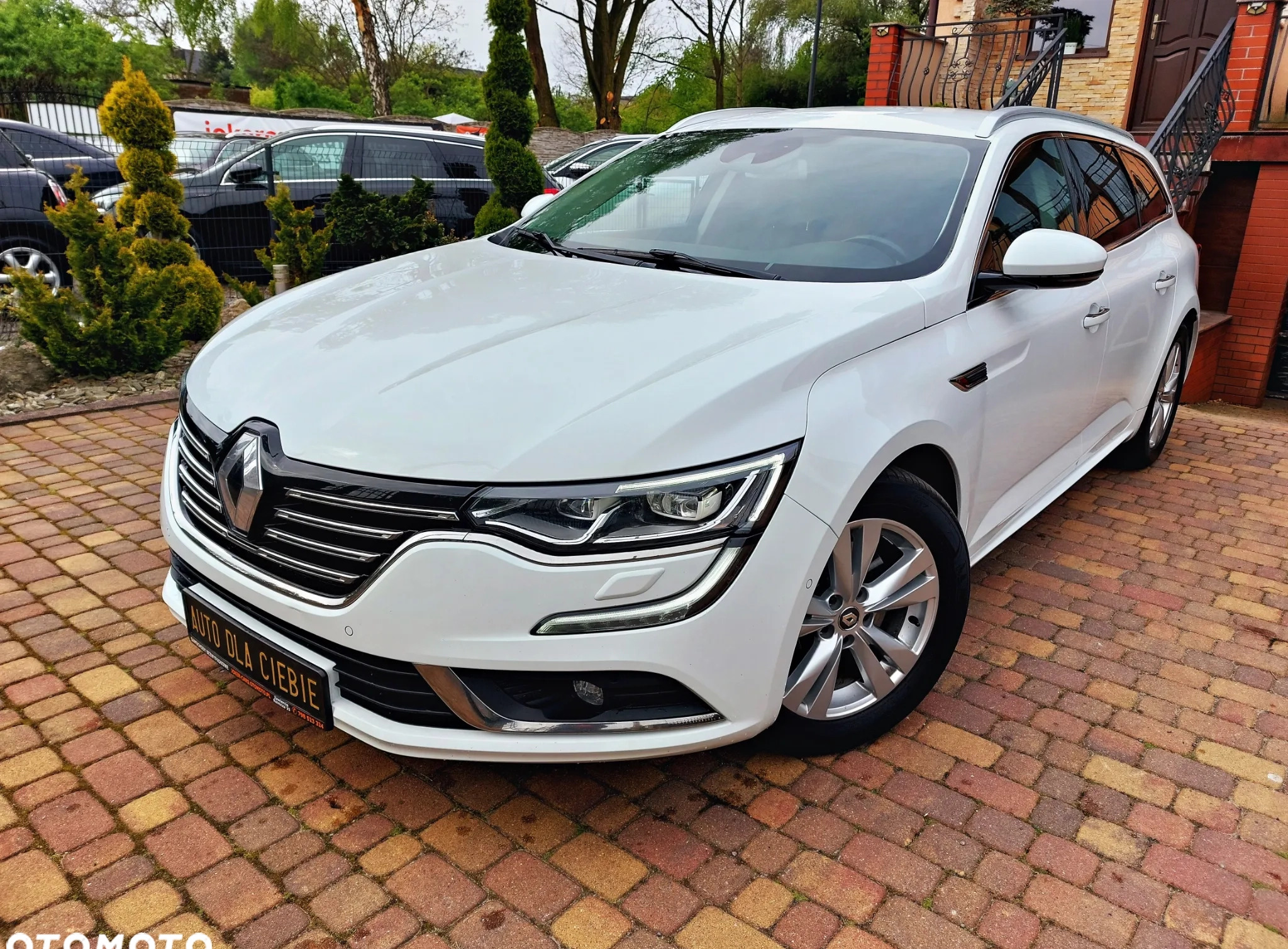 Renault Talisman cena 69900 przebieg: 166000, rok produkcji 2019 z Zawiercie małe 781
